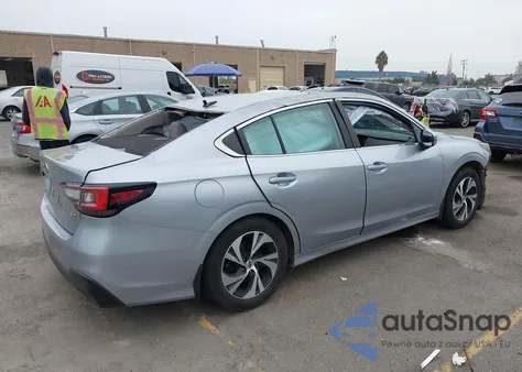 2021 Subaru Legacy Premium z USA, uszkodzony, nr VIN 4S3BWAF6XM3012573